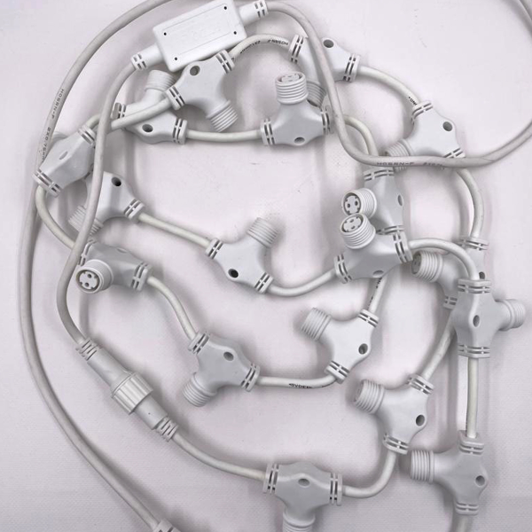 Luccika cavo portante bianco da 2 mt con 20 connettori maschio a T per luci a stringhe stalattiti e tende IP44